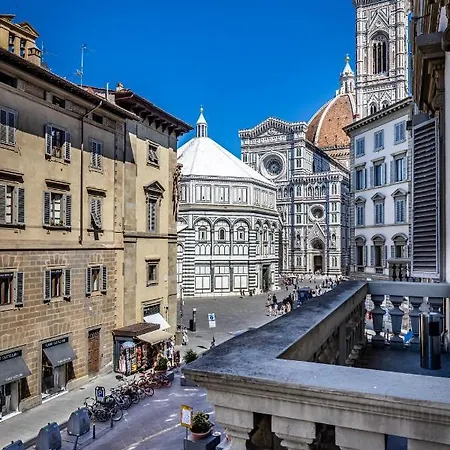 Duomo Palace Florence Exterior photo